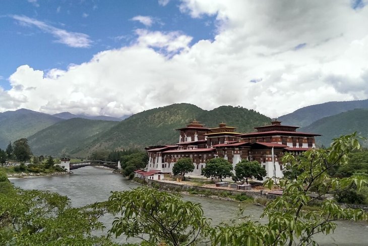 bhutan-2825919_1.jpg