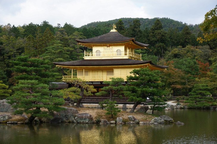 kinkakuji-1581548_1280.jpg