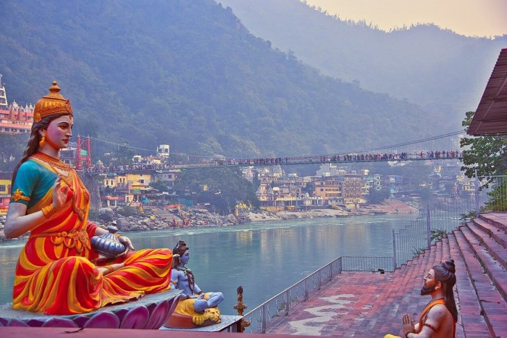 rishikesh-4785189_1280.jpg